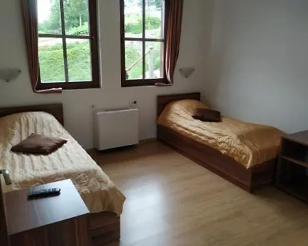 емили фемили хаус Casa de hóspedes Koprivshtitsa