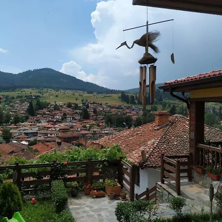 Pensiune емили фемили хаус Koprivștița