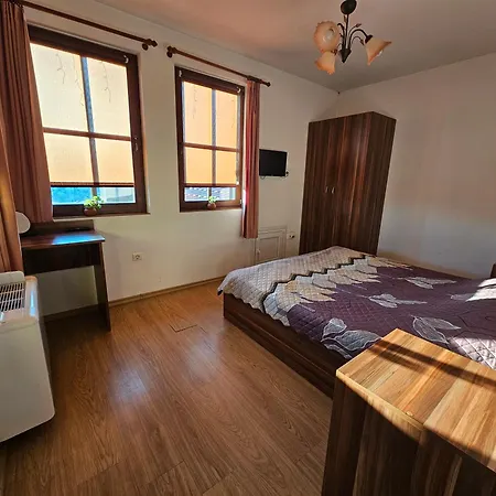 емили фемили хаус Gasthuis Koprivshtitsa