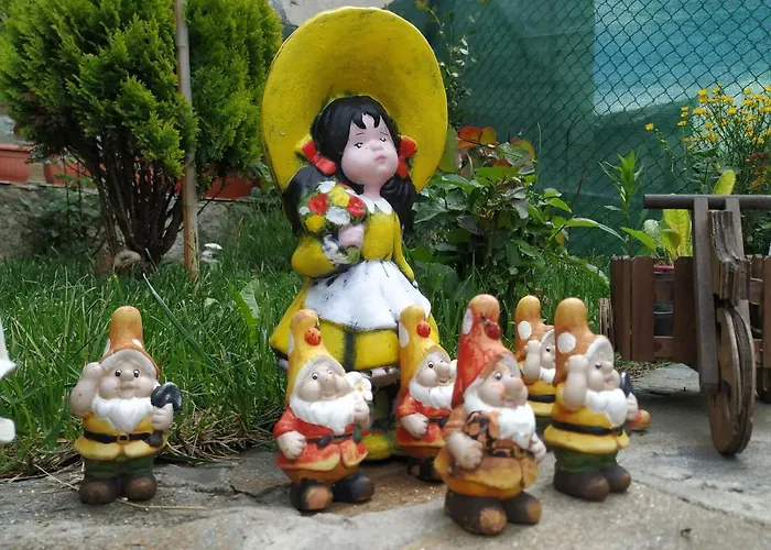 емили фемили хаус Koprivştitsa