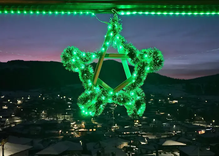 емили фемили хаус Konukevi Koprivştitsa