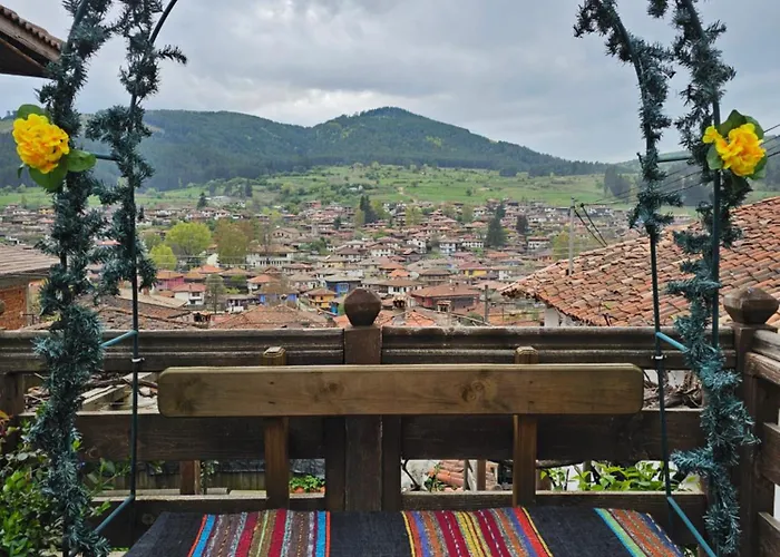 емили фемили хаус *